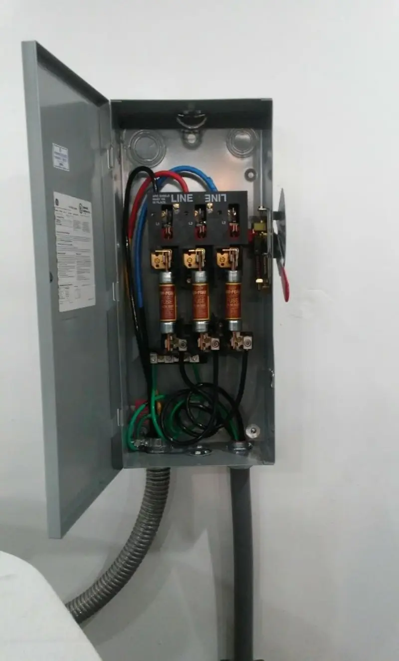 Three-phase disconnect switch installed for Electrical Wiring & Rewiring in Salem